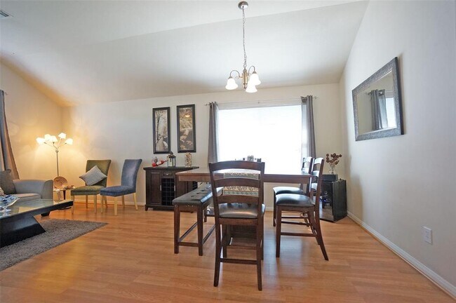 Building Photo - 25115 Clover Ranch Dr