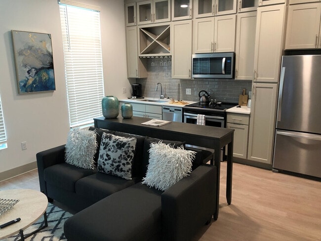 Foto del edificio - 13154 Ballantyne Corporate Pl