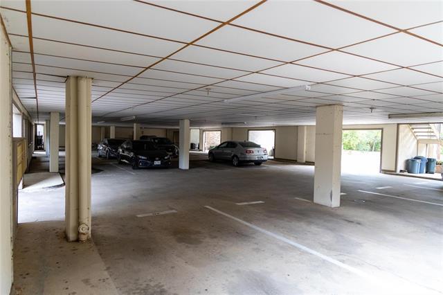 Foto del edificio - 501 Arbor Creek Dr