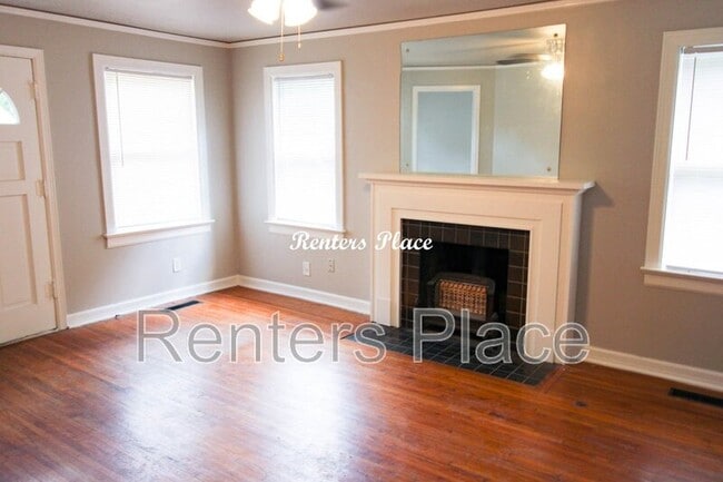 Foto del edificio - 1424 S Marion Ave