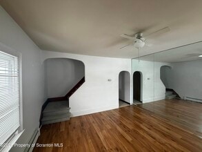 Building Photo - 162 N Third St