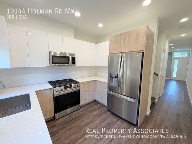 Photo - 10144 Holman Rd NW House