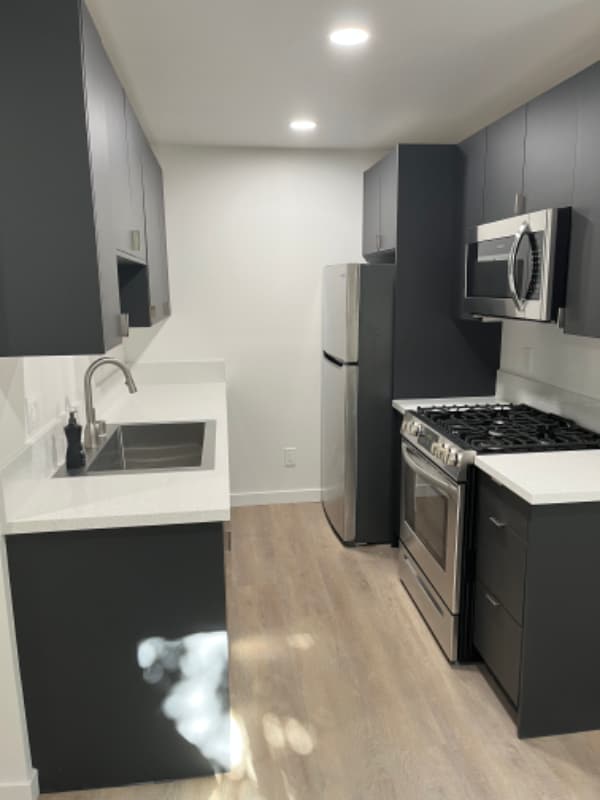 Foto del edificio - 4732 Bancroft St