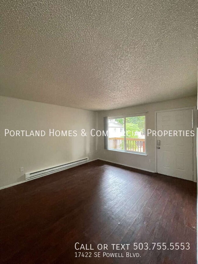 Building Photo - 17422 SE Powell Blvd