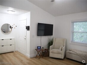 Building Photo - 12551 Equestrian Cir