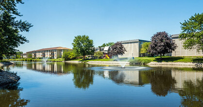 Lakes At Fountain Square Apartments photo'