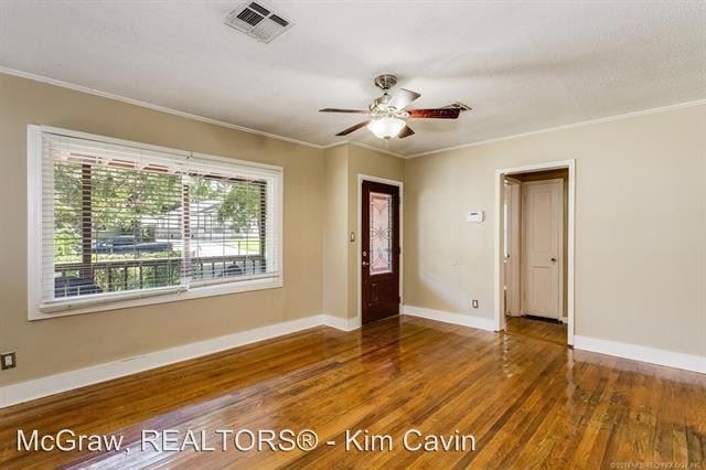 Foto del edificio - 3 br, 1.5 bath House - 238 S. Richmond Ave.