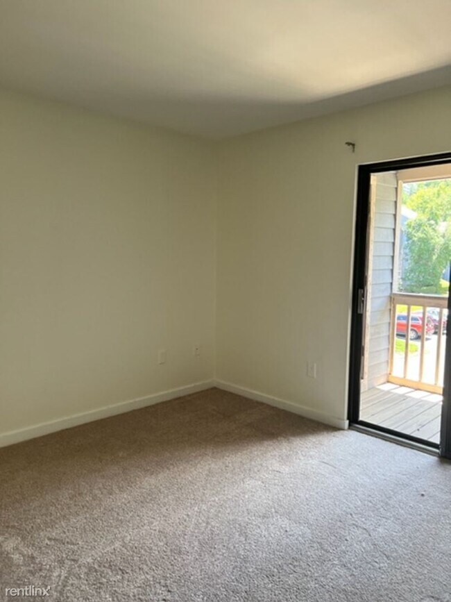 Building Photo - 2 br, 2 bath House - 358 S Pantops Drive