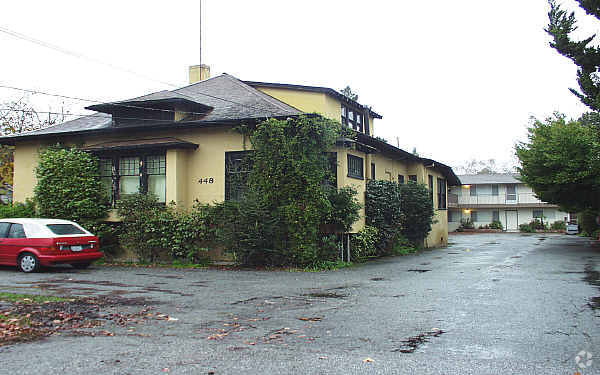 Foto del edificio - Mariposa Apartments