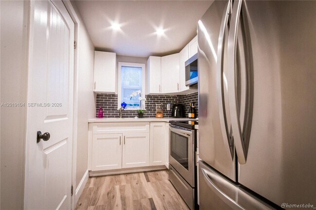 Foto del edificio - 227 SW 30th Ave