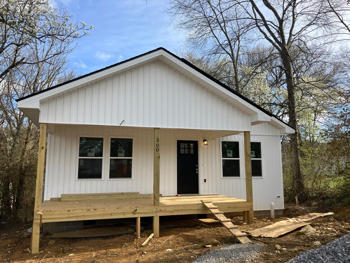300 Avenue C, Knoxville, TN 37920 House Rental in Knoxville, TN