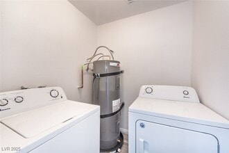 Building Photo - 2684 Bryandouglas Dr