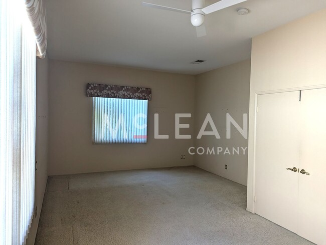 Building Photo - Indian Wells Home With Solar Included