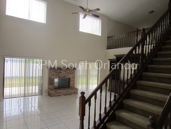 Building Photo - Deer Hollow