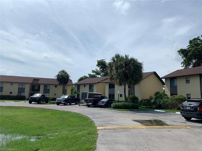 Foto del edificio - 1420 Green Valley Cir