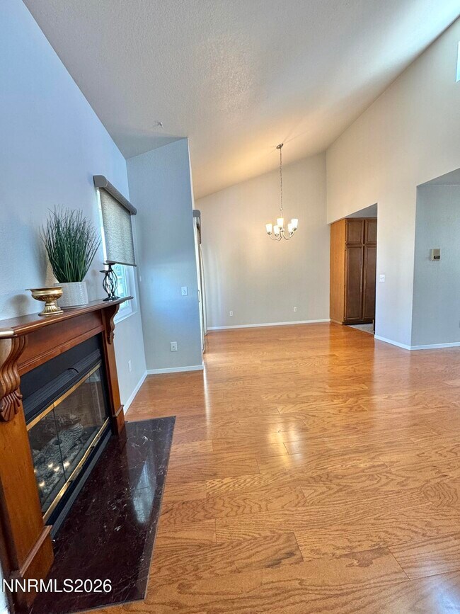 Foto del edificio - 2604 Sunny Slope Dr
