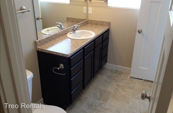 Building Photo - 11206 S Summer Heights Dr
