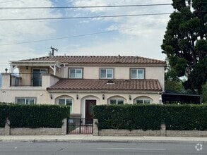 Building Photo - 971 Cypress St