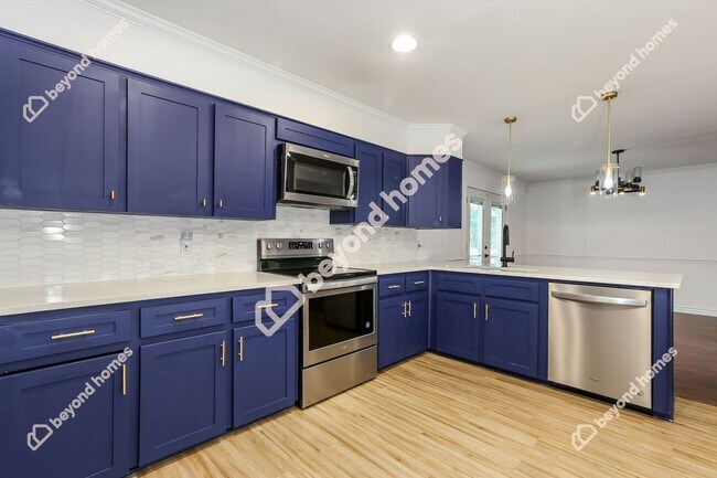 Foto del edificio - Highly desirable 3 bedroom / 2 full bath w...