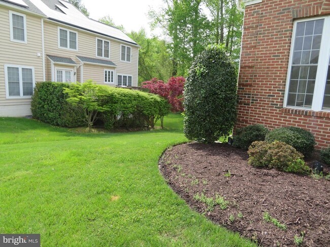 Foto del edificio - 12511 Woodbridge Ct