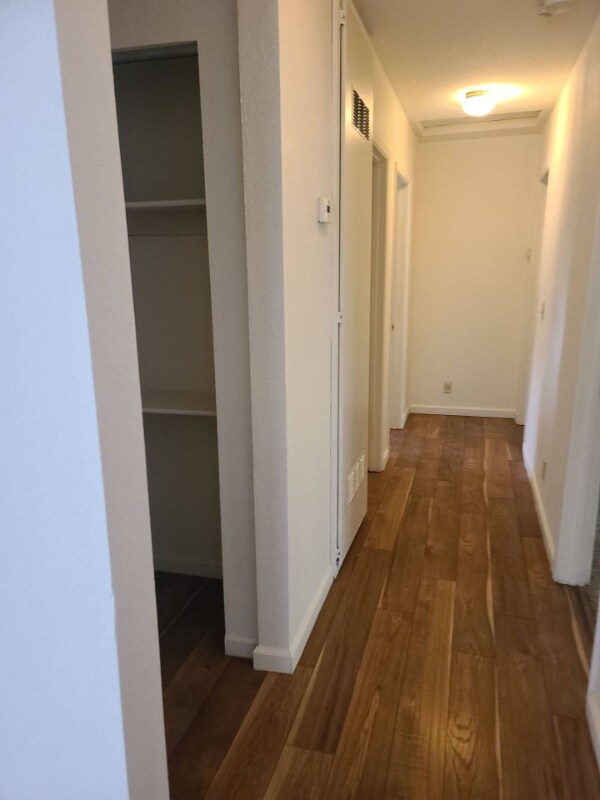 Foto del edificio - 1448 Warner St