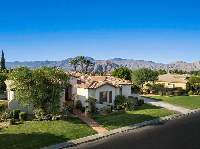 Foto del edificio - 80603 Apricot Ln