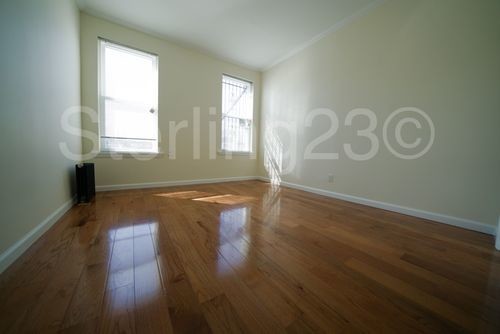 Foto del edificio - 35-14 Ditmars Blvd