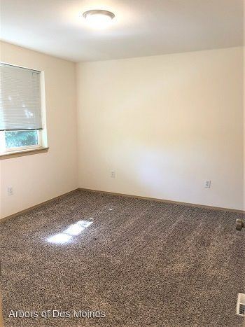 Foto del edificio - 21403-21515-21515 12th Ave S
