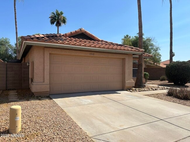 Building Photo - 7531 W Taro Ln