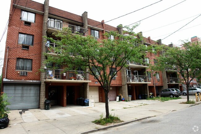 Foto del edificio - 13917-13931 34th Ave