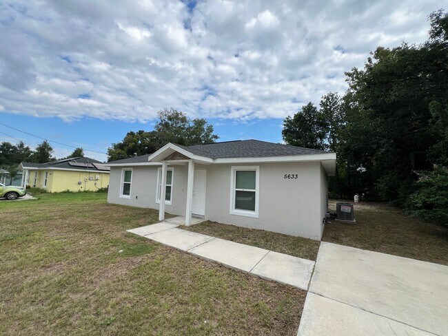 Building Photo - CHARMING 3 Bedroom, 2 Bathroom Home in Oca...