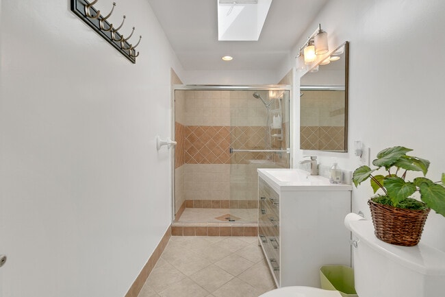 Large bathroom with shower, vanity - 32702 Seven Seas Dr