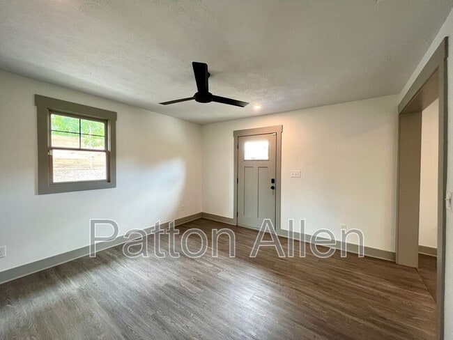 Building Photo - 301 Merrimon Ave