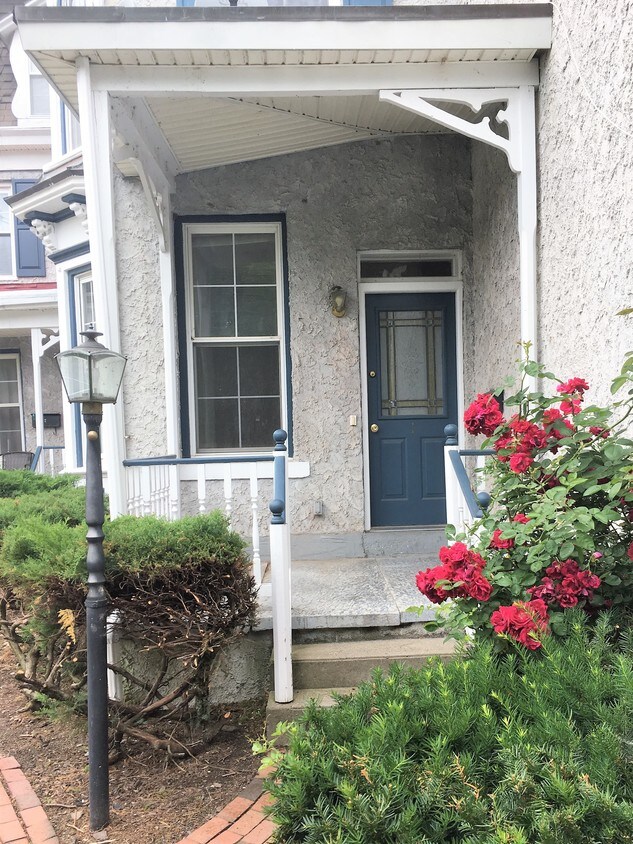 Primary Photo - 76 York St
