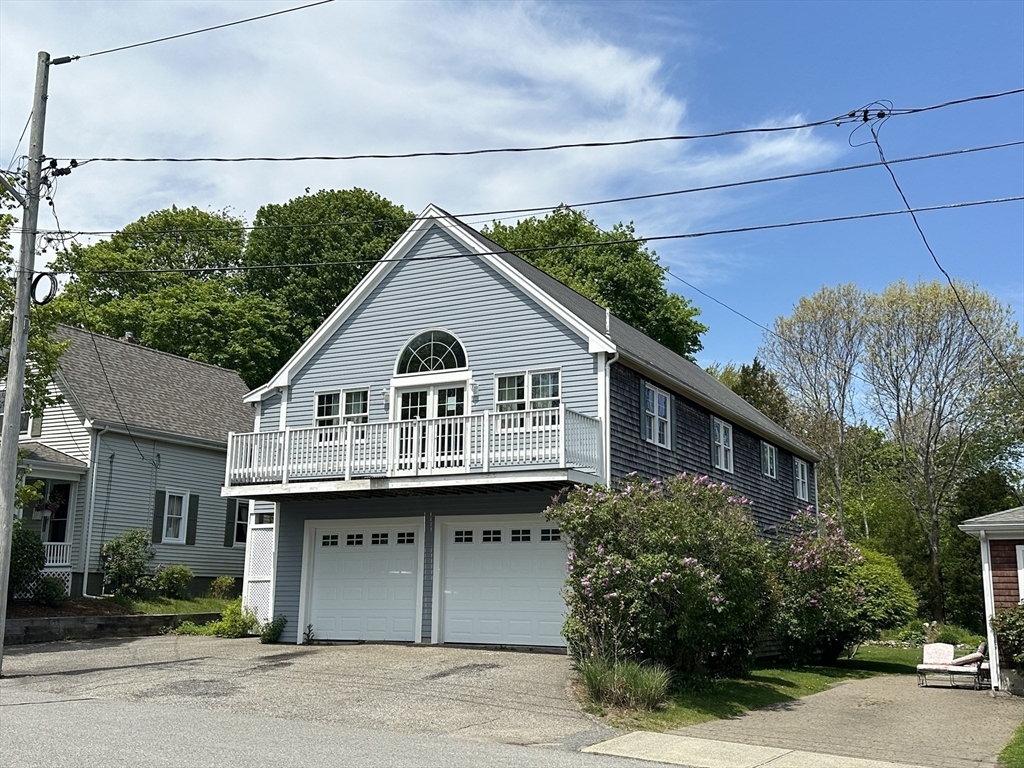 Primary Photo - 49 Davis St