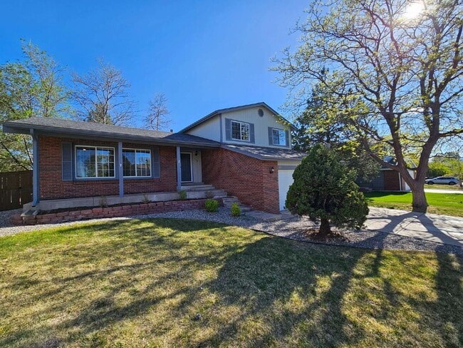 Photo - 180 Prairie Ridge Rd House