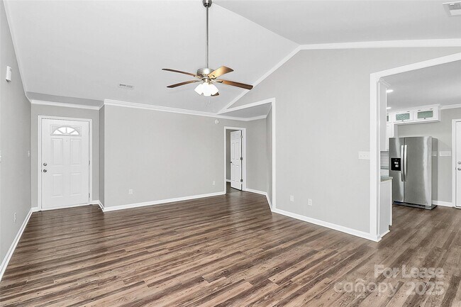Foto del edificio - 1540 Nichole Ln