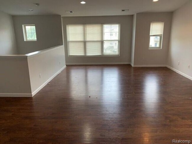 Building Photo - 402 Legato Dr