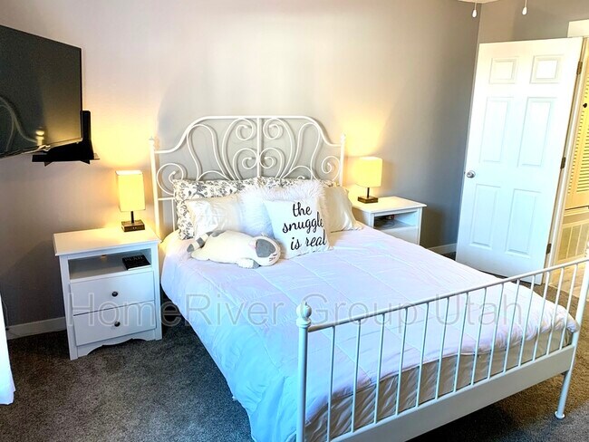 Foto del edificio - 290 N 500 W