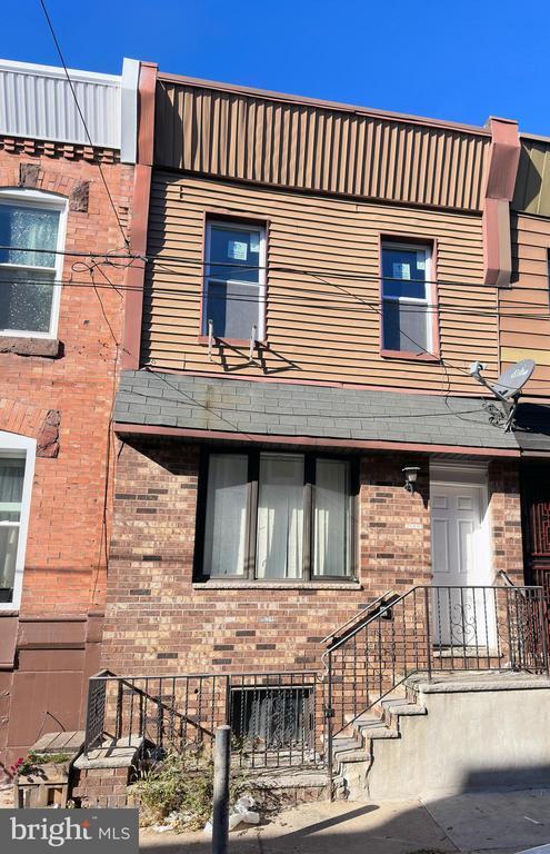 Building Photo - 1640 S Taney St