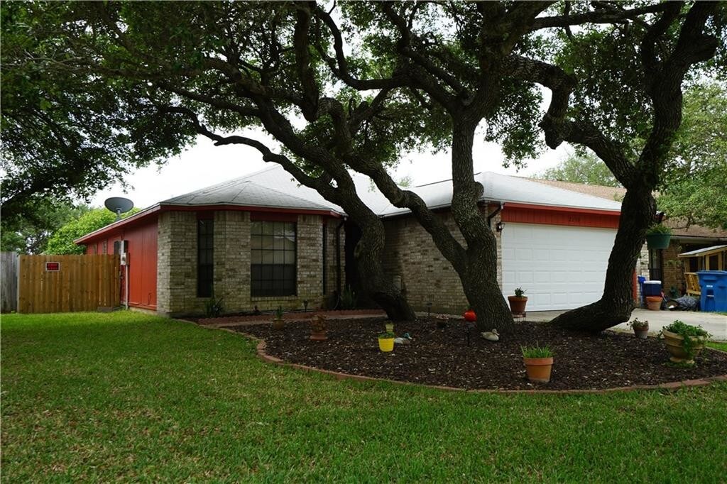 Primary Photo - 2159 Glenwood Dr