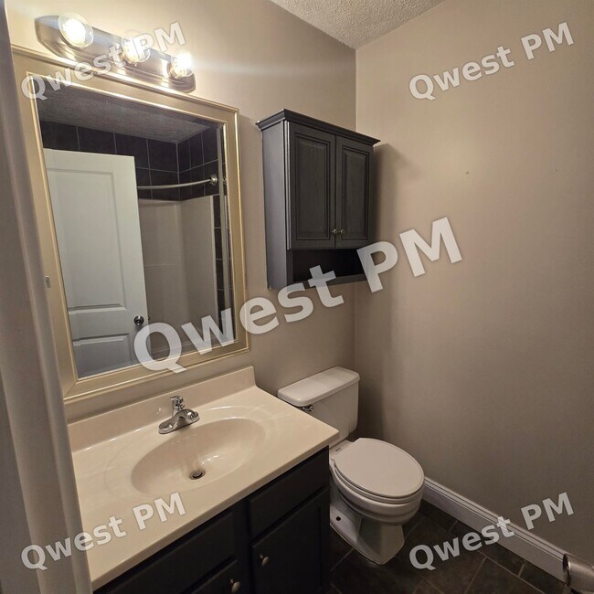 Foto del edificio - 1127 Eastmont Dr SE