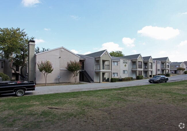 Apartamentos - Amber Dawn Apartments
