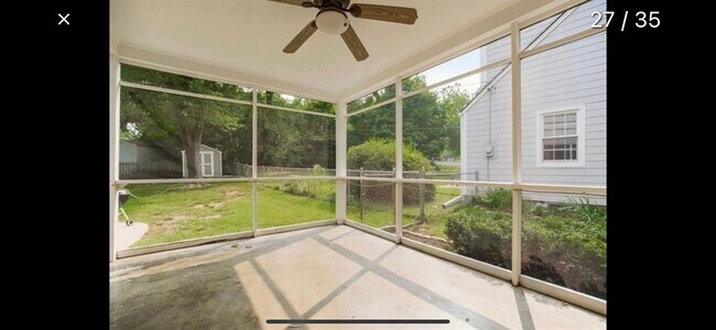 Building Photo - 4116 W 73rd Terrace