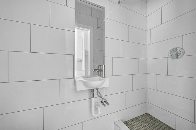 Building Photo - 12430 Pecan Ct