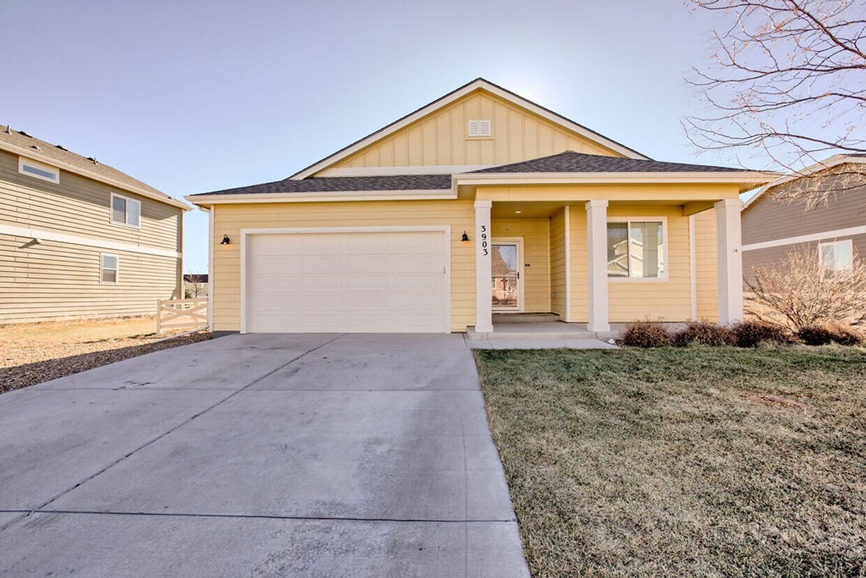 Primary Photo - 3 Bedroom Ranch in Wellington