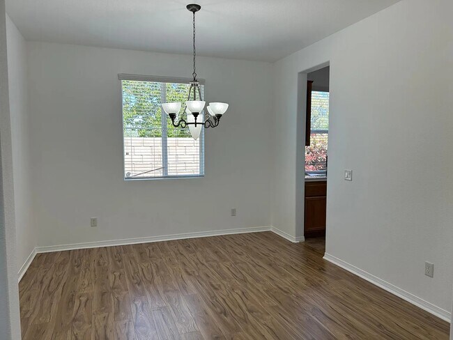 Foto del edificio - 40750 Hilton Head Ct