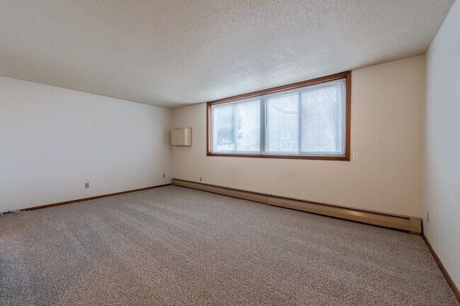 Foto del edificio - Hillcrest Apartments