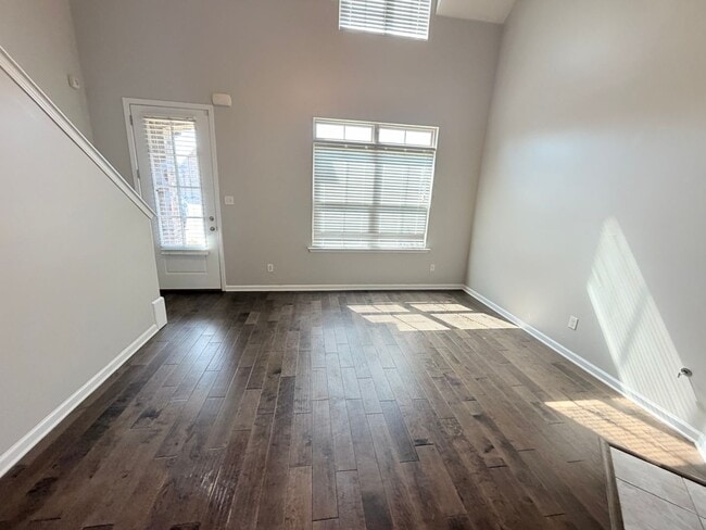 Building Photo - 4264 Blake Cir