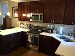 Eat-in Kitchen - 1516 N Bosworth Ave